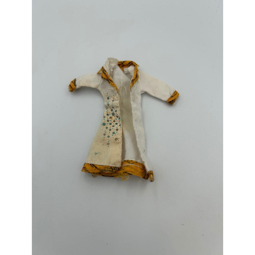 Monster High Mad Science Classroom Cleo de Nile Lab Coat